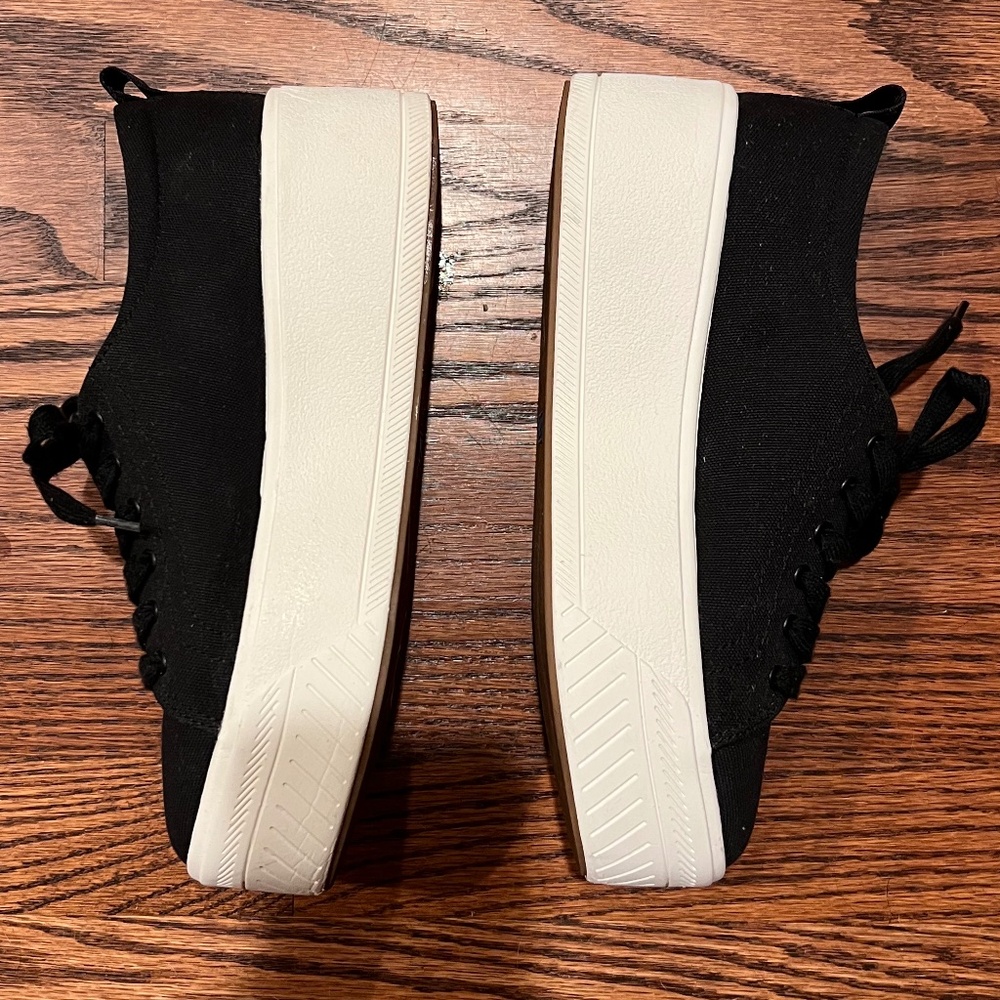 Women's Keds Skyler Lace Up Platform Sneaker - Picture 3 of 13